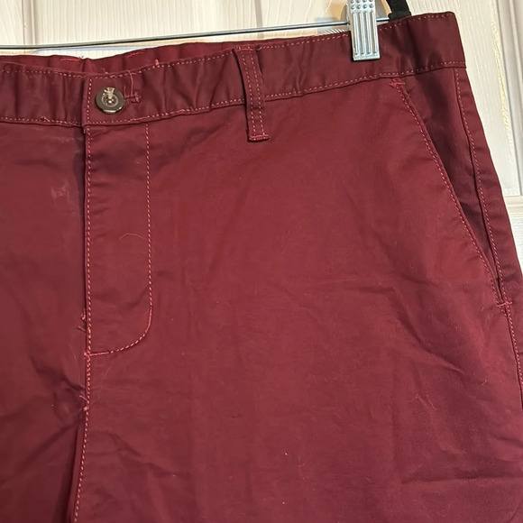 Jeep men’s maroon chino pants size 38x31 - Picture 5 of 10